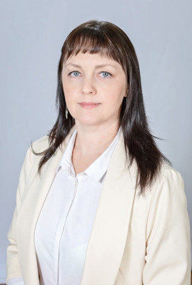 Старший воспитатель Езепова Оксана Дмитриевна Старший воспитатель Езепова Оксана Дмитриевна
